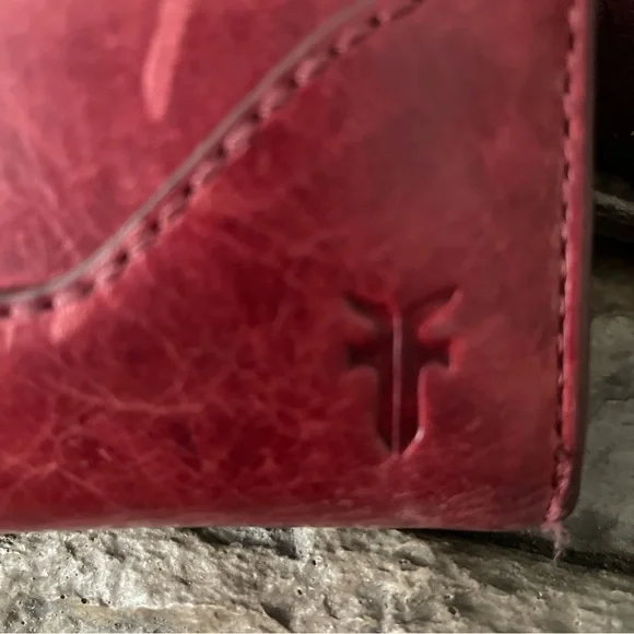 Frye Melissa Zip Around Wallet Distressed Leather -Burnt Apple- $158 - Picture 11 of 15